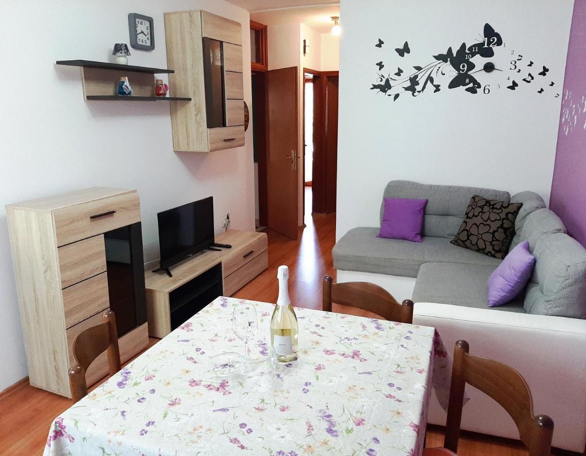 רוביני Cvitic Apartments מראה חיצוני תמונה