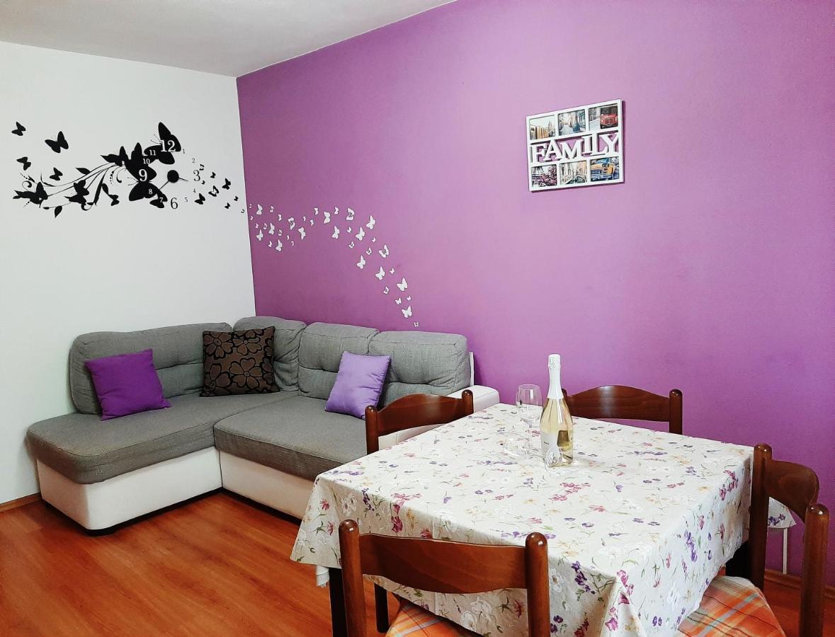 רוביני Cvitic Apartments מראה חיצוני תמונה